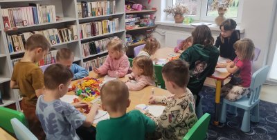 Okładka albumu: Małe Miłe Czwartki - Zimowe Czapki